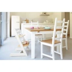 Alpina Sprüh-Lack Für Möbel & Türen 400 Ml Seidenmatt -Innenfarben Verkauf 01244765164 Ambientebild 1