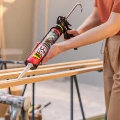 UHU® UHU Poly Max Montagekleber Sofort Power Weiß 425 G 14 UHU® UHU Poly Max Montagekleber Sofort Power Weiß 425 G -Innenfarben Verkauf 2849008 A02